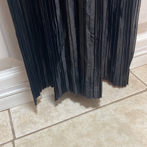 Leg Avenue Women’s Cleopatra Halloween Costume - Picture 6 of 6